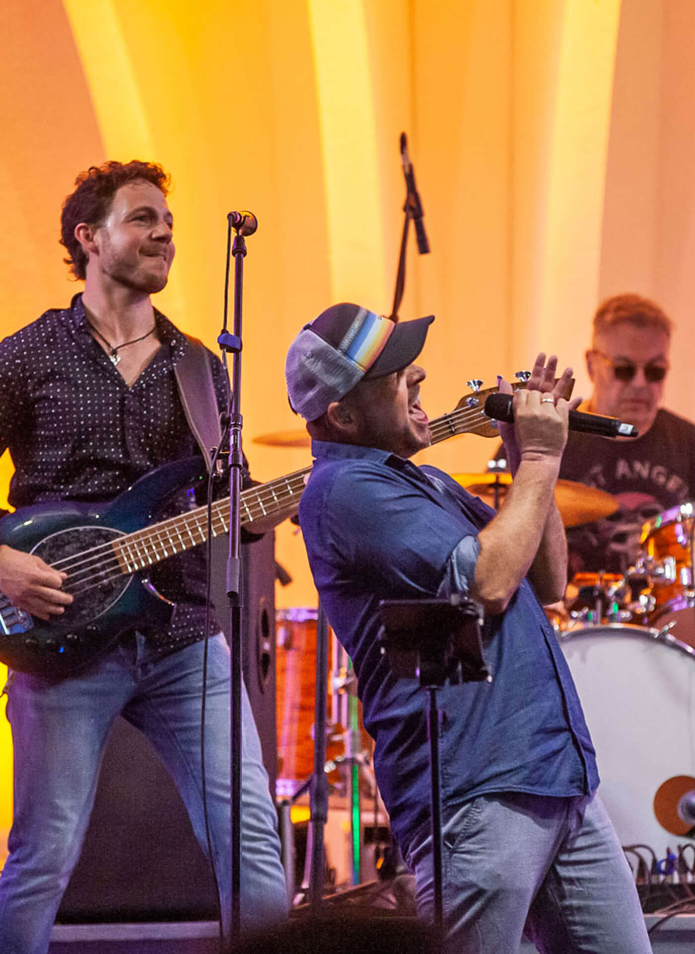 Die Band Uncle Beat bei Live-Auftritt bei Kultur im Park im Sommer