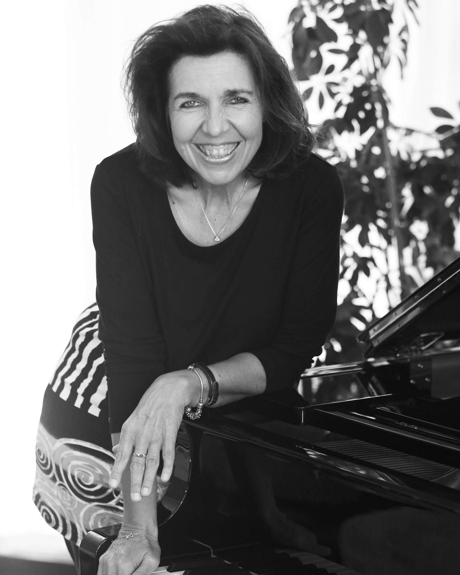 Pianistin Susi Weiss aus Bad Aibling schwarz-weiss Foto