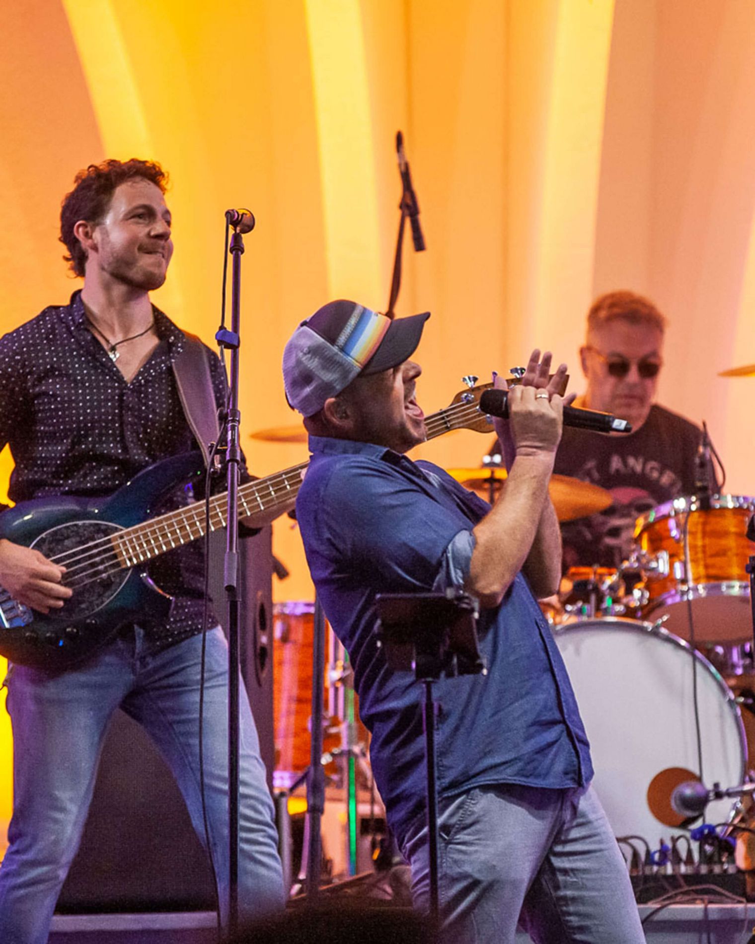 Die Band Uncle Beat bei Live-Auftritt bei Kultur im Park im Sommer