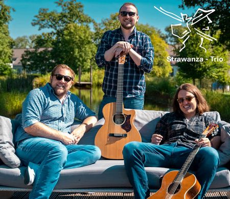 Das Musiktrio Strawanza aus Bad Aibling