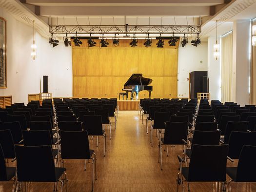 Kurhaus Bad Aibling Konzertbestuhlung Konzertsaal