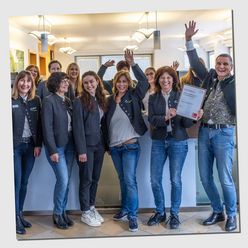 Teaserbild mit Team der AIB-KUR